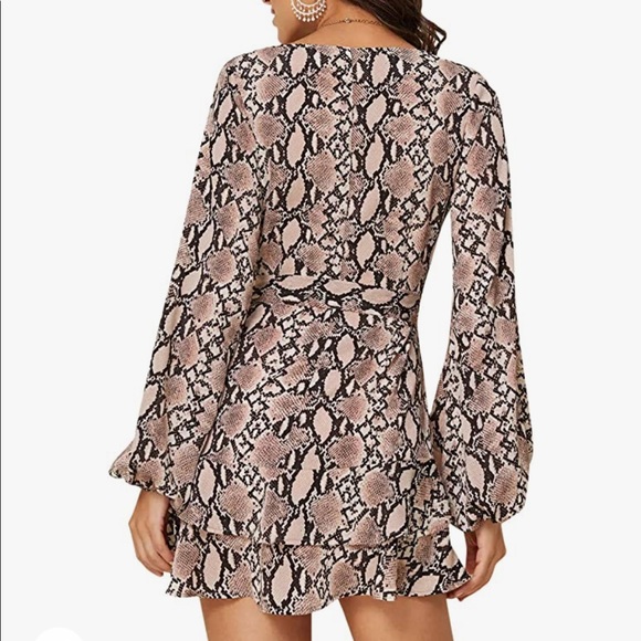 Brand New Shein leap off print dress - Small - Picture 5 of 6
